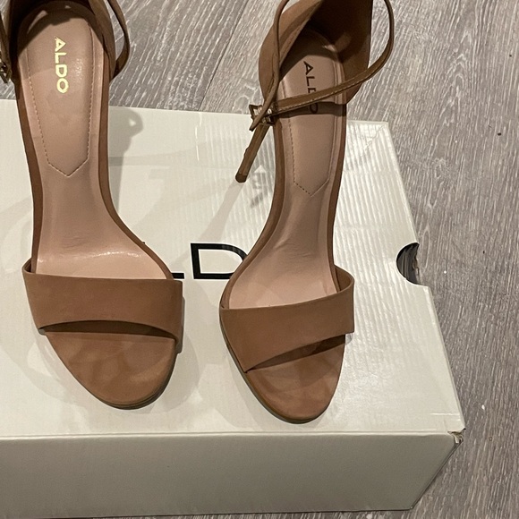 Aldo Nude Suede Heels - Picture 2 of 4